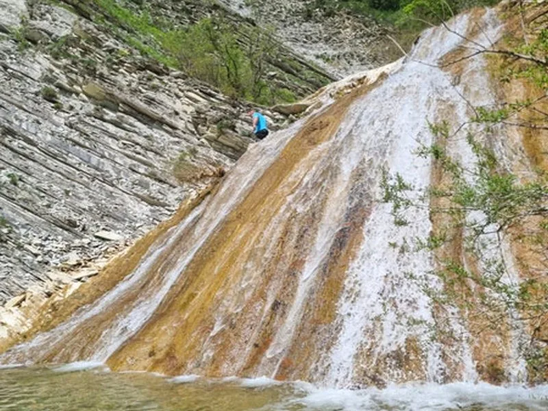 водопад Девичьи слезы